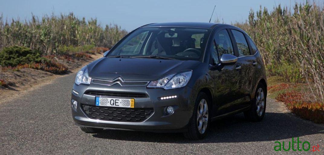 2015' Citroen C3 photo #3