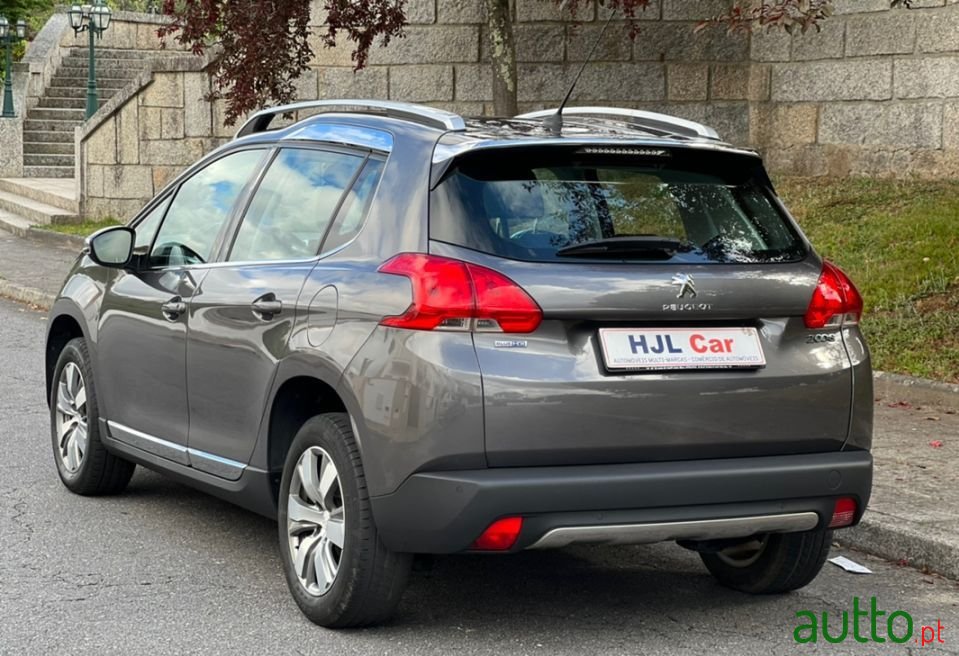 2016' Peugeot 2008 photo #4