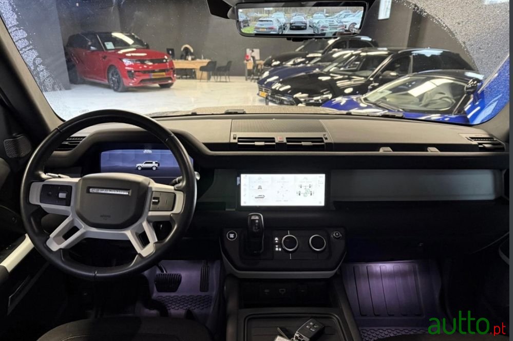 2021' Land Rover Defender photo #5