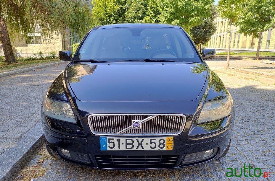 2006' Volvo V50 photo #1