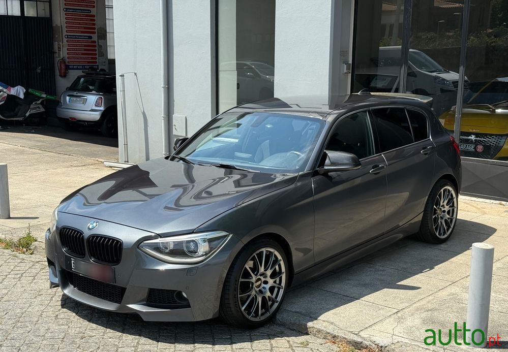 2012' BMW Série 1 D Pack M photo #5