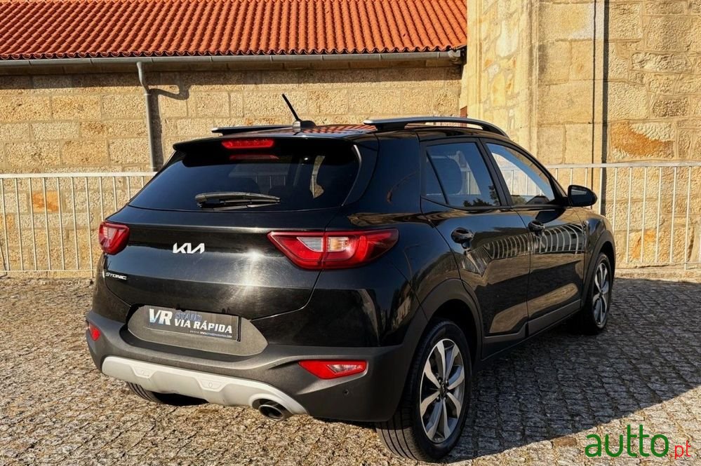 2022' Kia Stonic 1.2 Dynamic photo #6