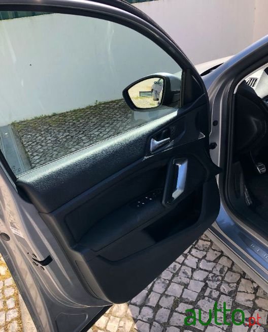 2016' Peugeot 308 Sw photo #2