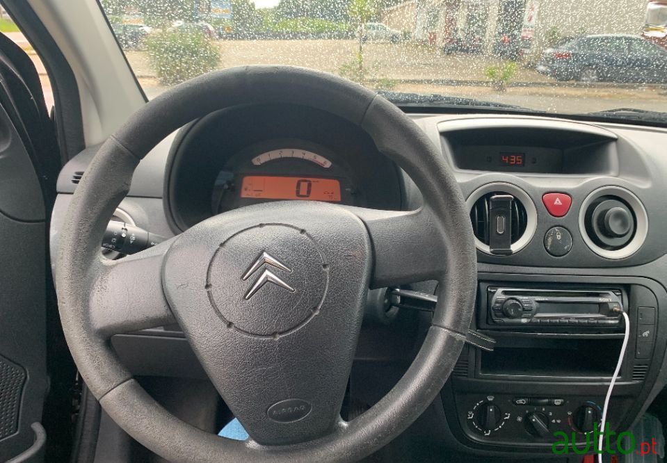 2005' Citroen C2 photo #5