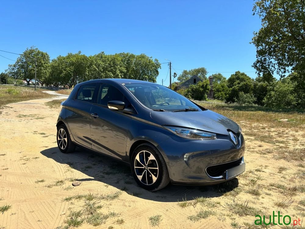 2018' Renault Zoe photo #2