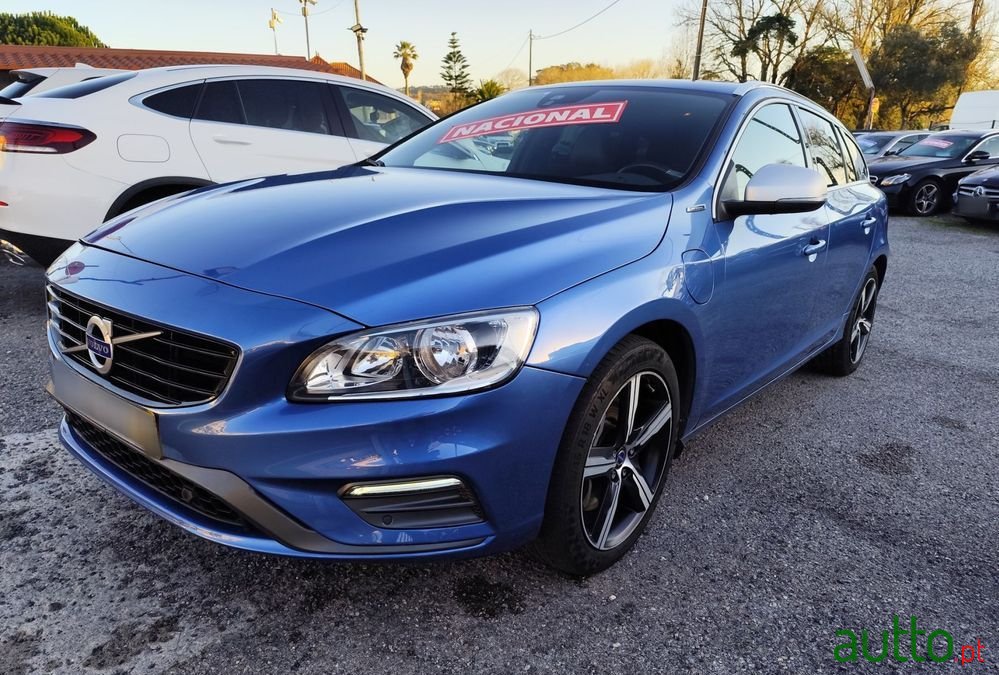 2017' Volvo V60 photo #4