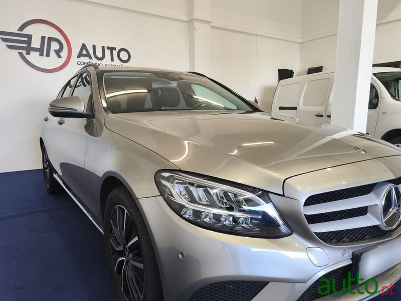 2020' Mercedes-Benz Classe C D photo #4