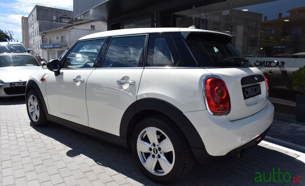 2015' MINI One D photo #3