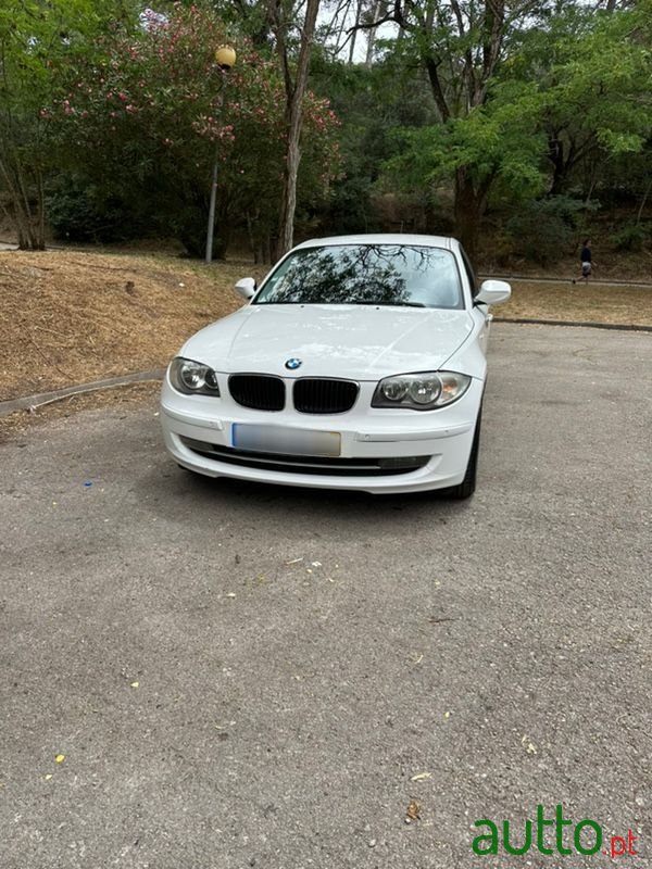 2010' BMW 118 photo #1