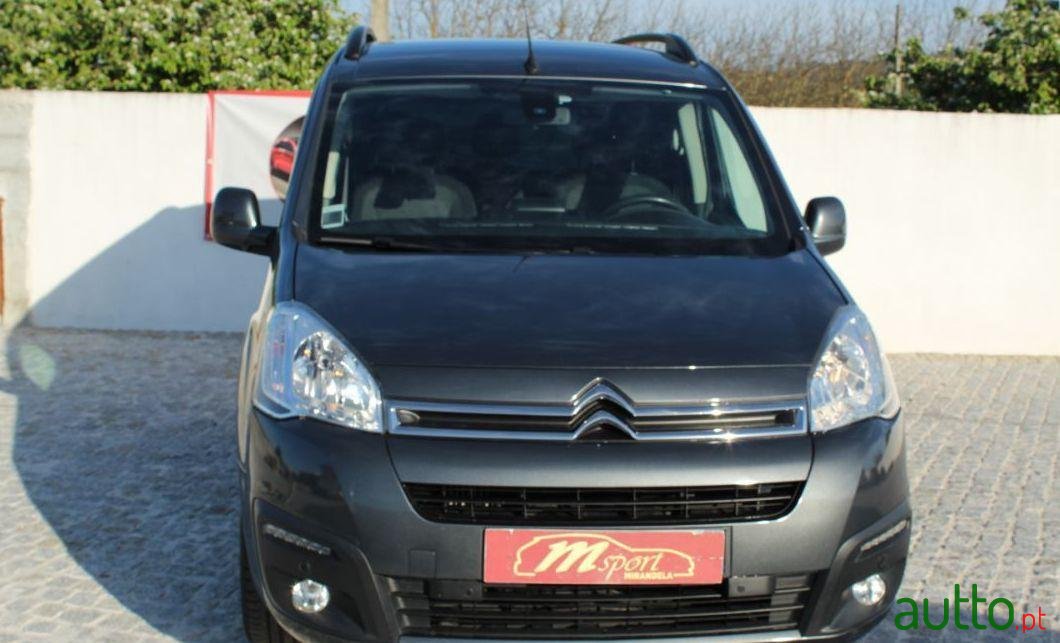 2015' Citroen Berlingo photo #2