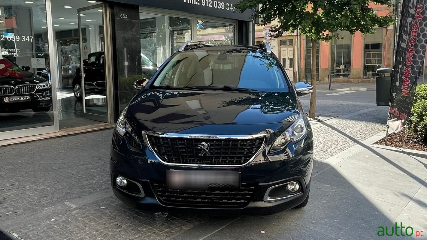2018' Peugeot 2008 photo #2