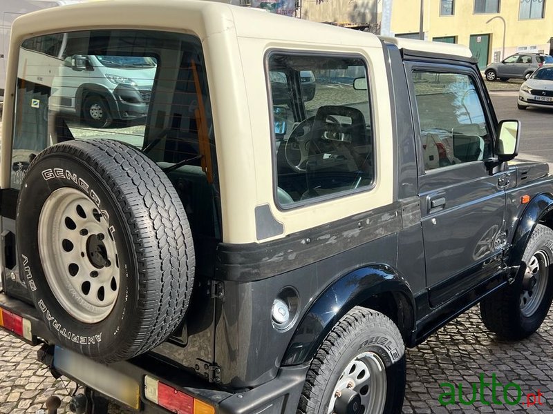 2000' Suzuki Samurai photo #2