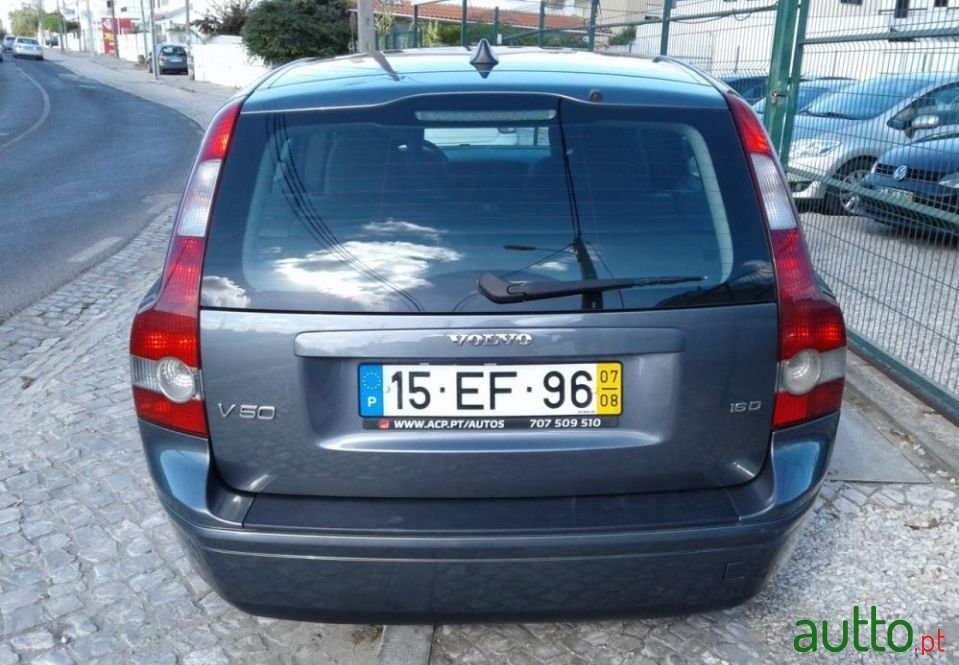 2007' Volvo V50 photo #3