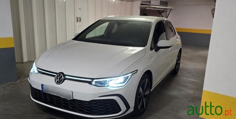 2021' Volkswagen Golf photo #1