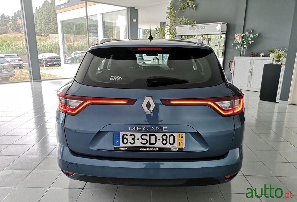 2016' Renault Megane Sport Tourer photo #5