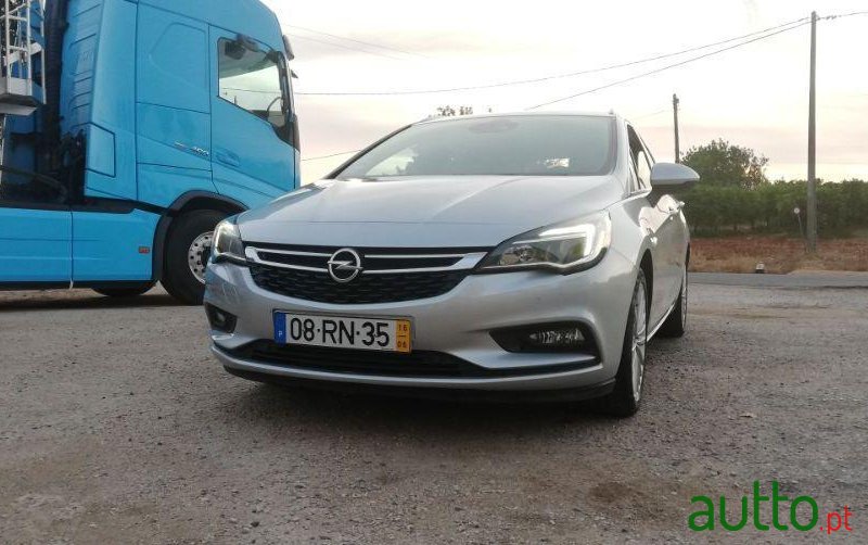 2016' Opel Astra Sports Tourer photo #1