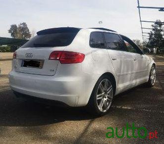 2011' Audi A3 Sportback photo #2