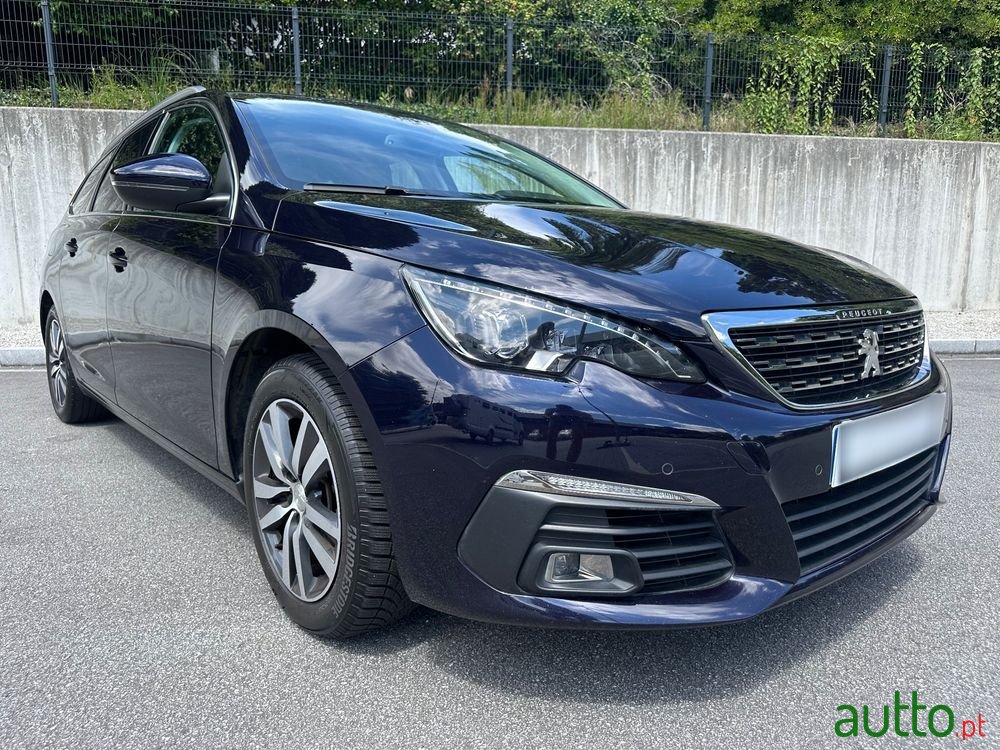 2019' Peugeot 308 Sw photo #2