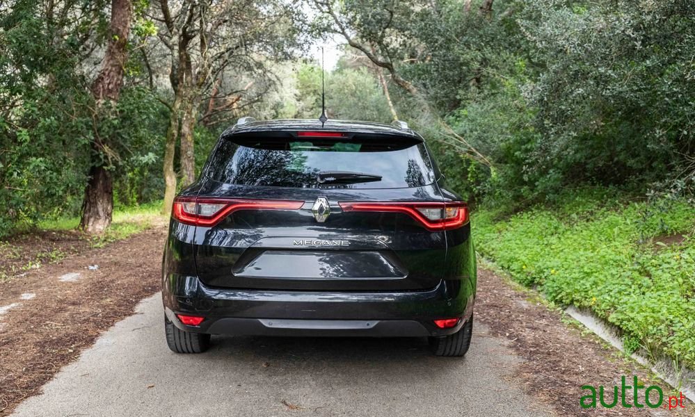 2020' Renault Mégane Sport Tourer photo #5