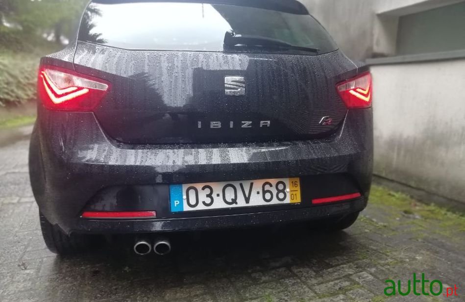 2016' SEAT Ibiza photo #2