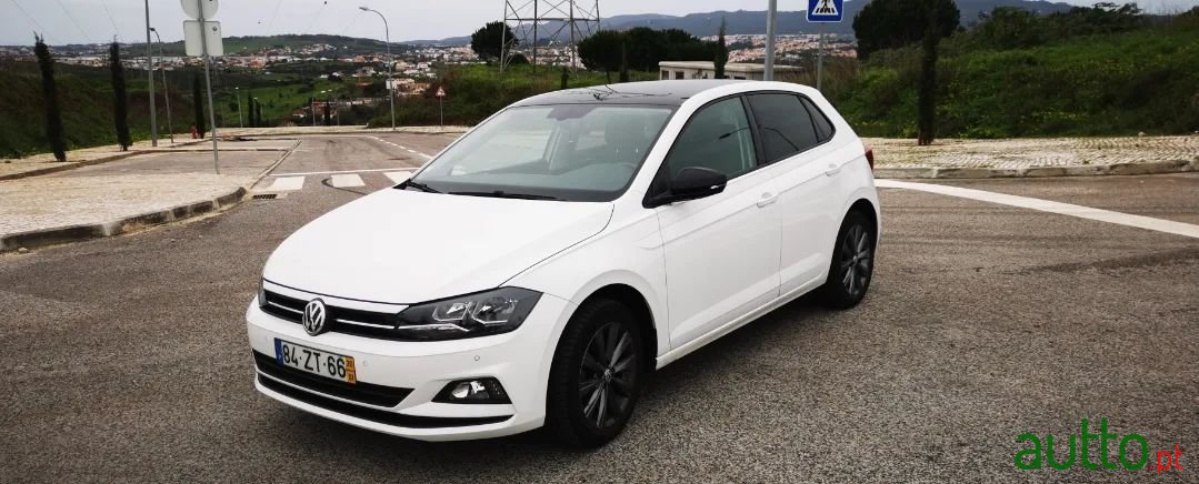 2020' Volkswagen Polo photo #3