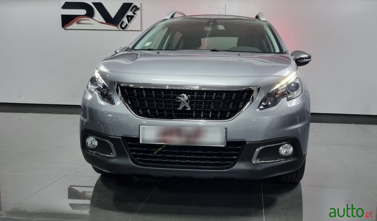2018' Peugeot 2008 photo #5