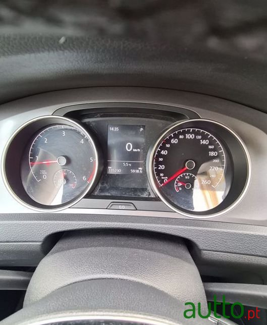 2015' Volkswagen Golf Automático photo #1