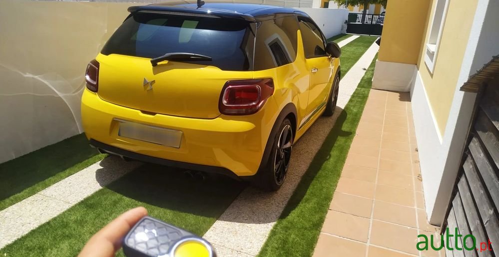 2017' DS Automobiles Ds3 photo #4