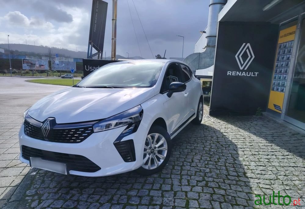 2024' Renault Clio photo #5