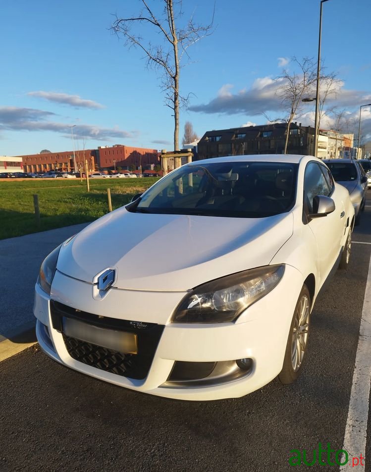 2010' Renault Mégane Coupe 1.5 Dci Gt Line photo #3