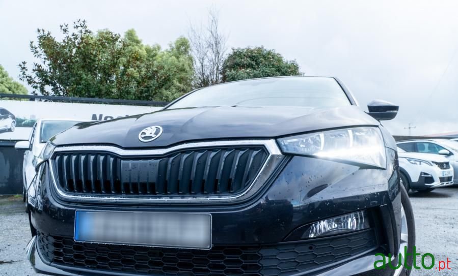 2022' Skoda Scala 1.0 Tsi Ambition photo #2