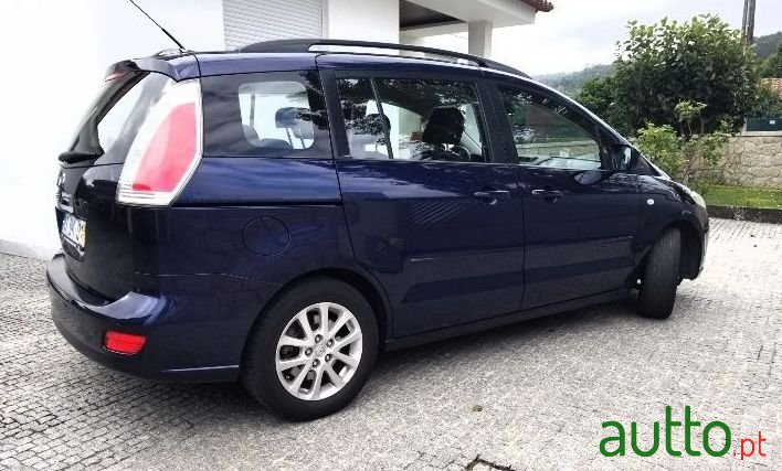 2009' Mazda 5 photo #2