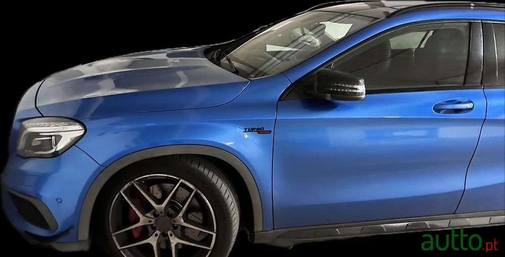 2015' Mercedes-Benz GLA 45 AMG 4-Matic photo #5