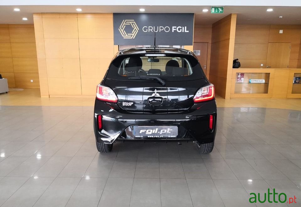 2021' Mitsubishi Space Star photo #3