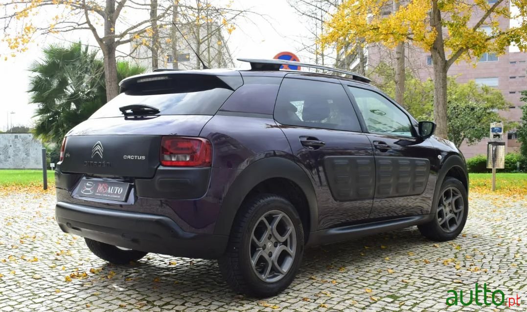 2016' Citroen C4 Cactus photo #6