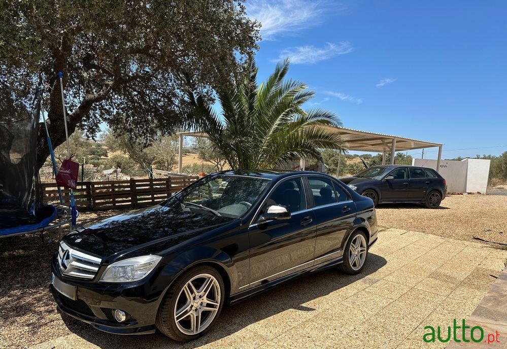 2007' Mercedes-Benz Classe C photo #6