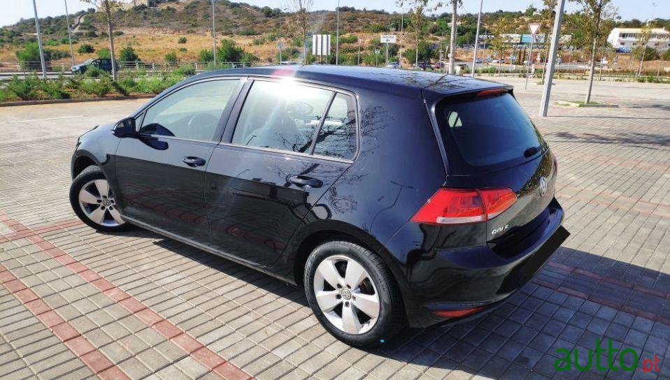 2014' Volkswagen Golf photo #3
