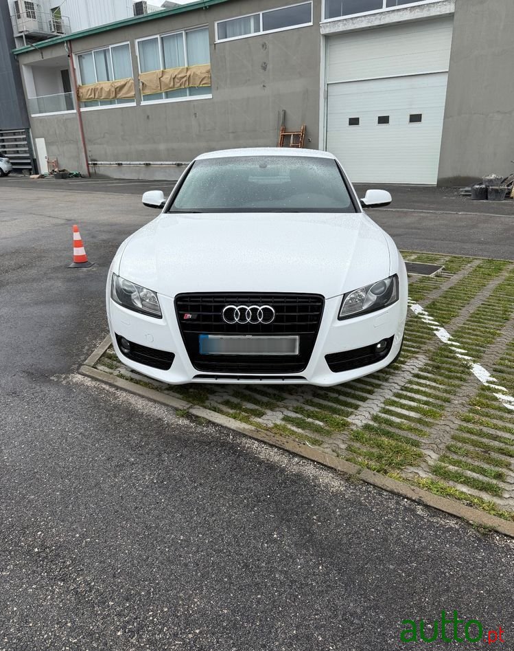 2009' Audi A5 2.0 Tfsi S-Line photo #4