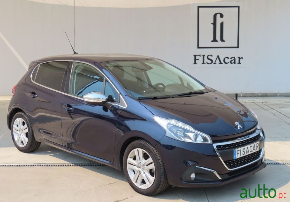 2018' Peugeot 208 photo #1