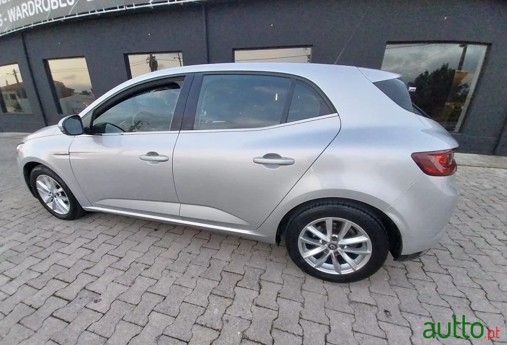 2016' Renault Megane photo #5