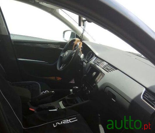 2018' Skoda Octavia Break photo #2