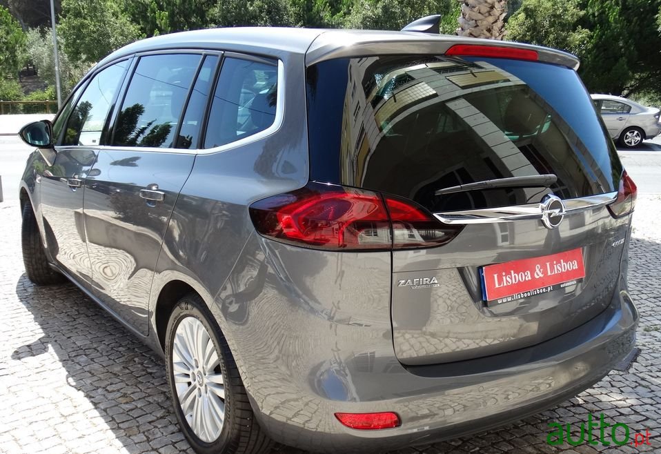 2016' Opel Zafira photo #4