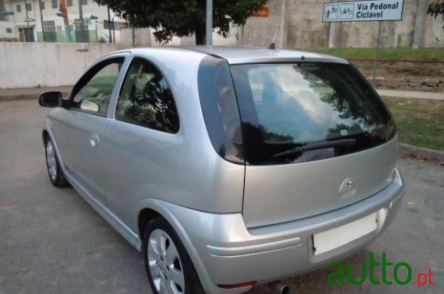 2003' Opel Corsa 1.2 16V Sport photo #1