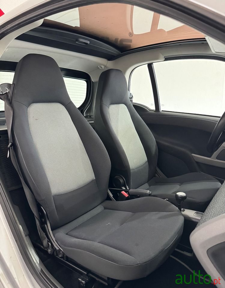 2009' Smart Fortwo Softouch photo #6