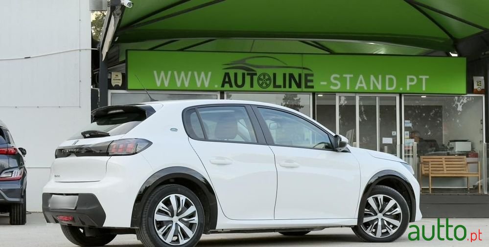 2020' Peugeot e-208 photo #4