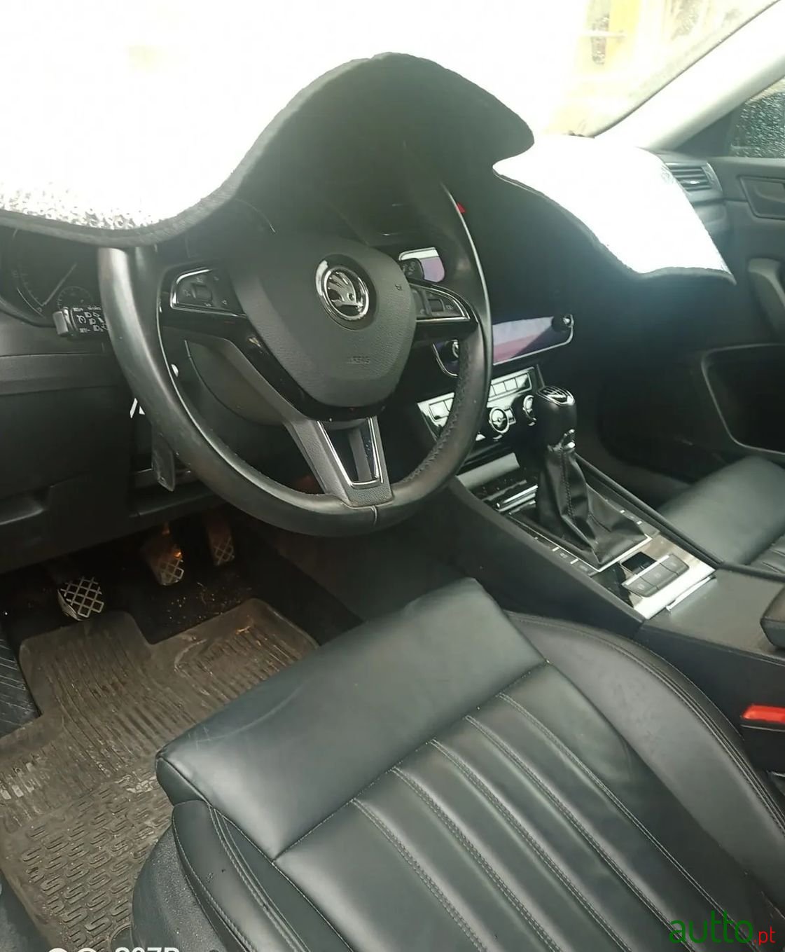 2017' Skoda Superb Break photo #6