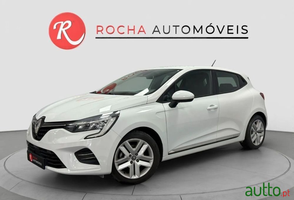 2021' Renault Clio photo #1