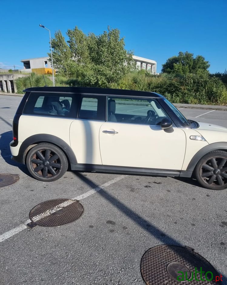 2008' MINI Clubman Cooper Auto photo #4