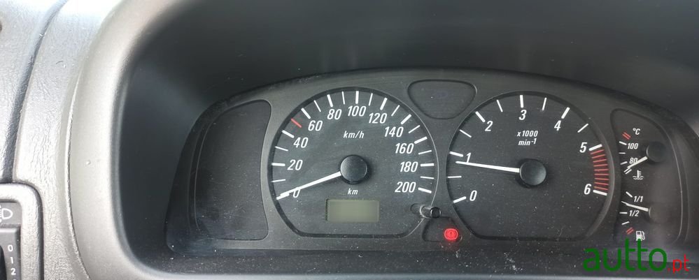 2006' Opel Agila 1.3 Cdti Enjoy photo #4