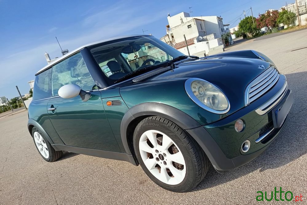2005' MINI Coupé photo #2